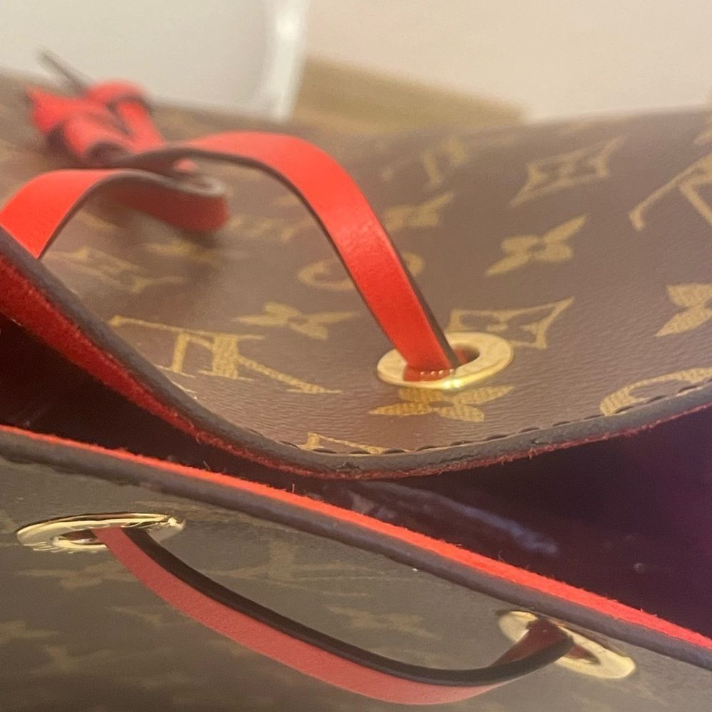 💕SOLD💕Louis Vuitton Monogram Brown Poppy Red NeoNoe Shoulder Handbag Purse - Picture 13 of 16